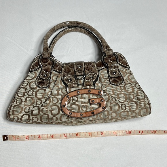 Vintage GUESS Y2K Monogram Handbag - Excellent Condition - Rare G Buckle - Picture 2 of 5